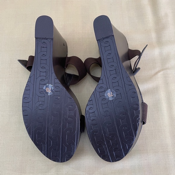 Charles David brown wedges - Picture 5 of 5